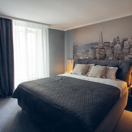 Apart4You Hotel Chişinău Esterno foto
