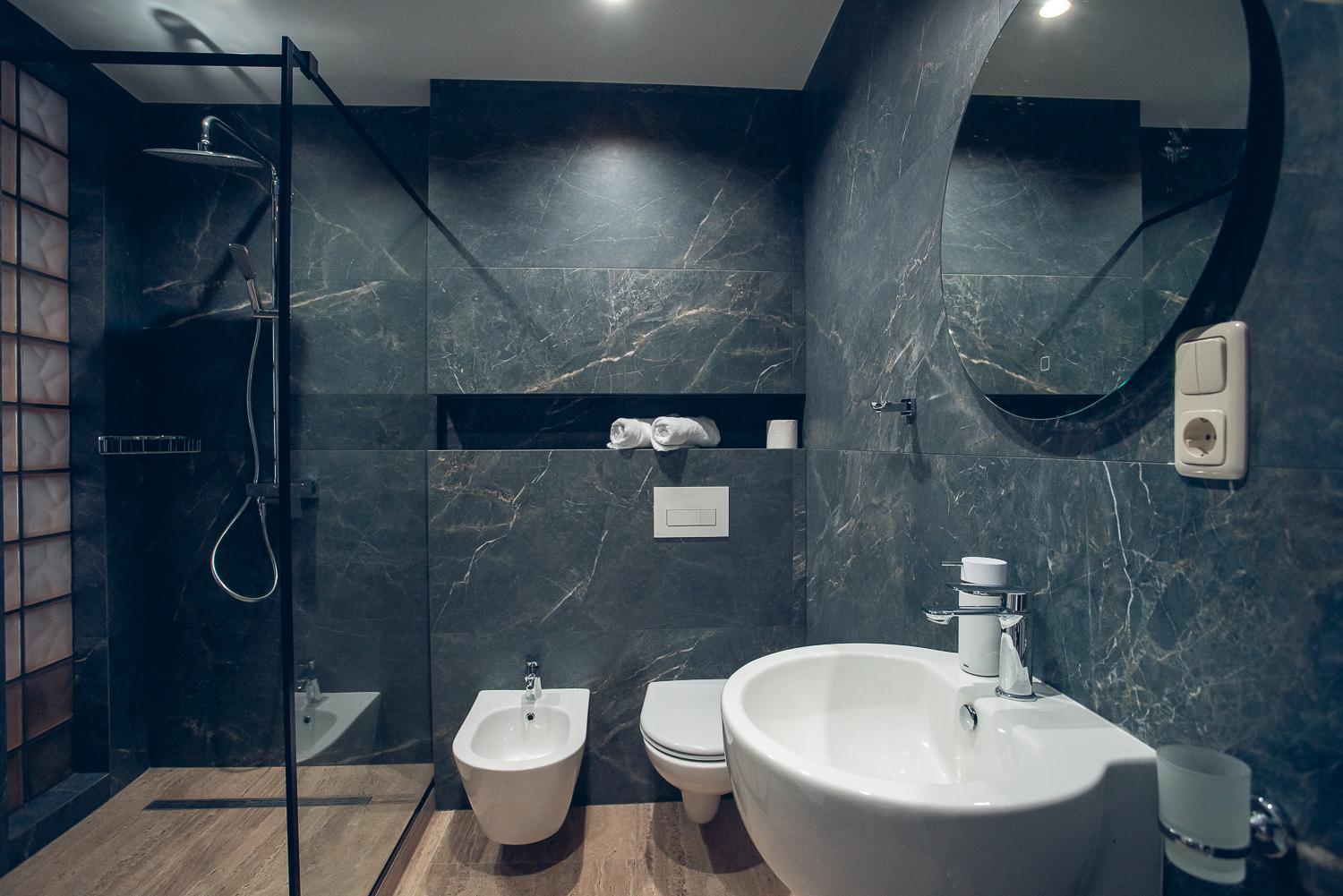 Apart4You Hotel Chişinău Esterno foto