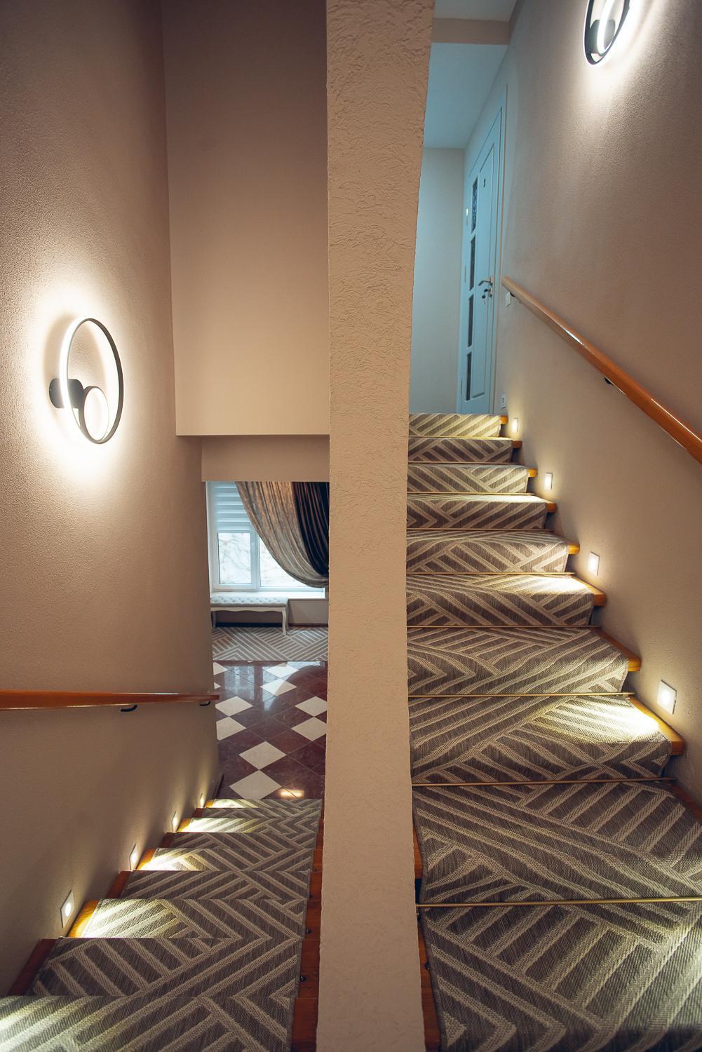 Apart4You Hotel Chişinău Esterno foto